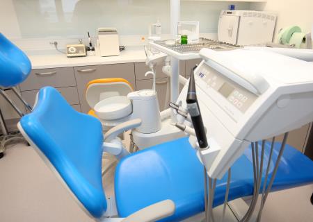 ODPRTJE NOVIH PROSTOROV ZOBNE ORDINACIJE V ZD CERKNICA-ENOTA NOVA VAS 26 FOTO LJUBO VUKELIČ – kopija